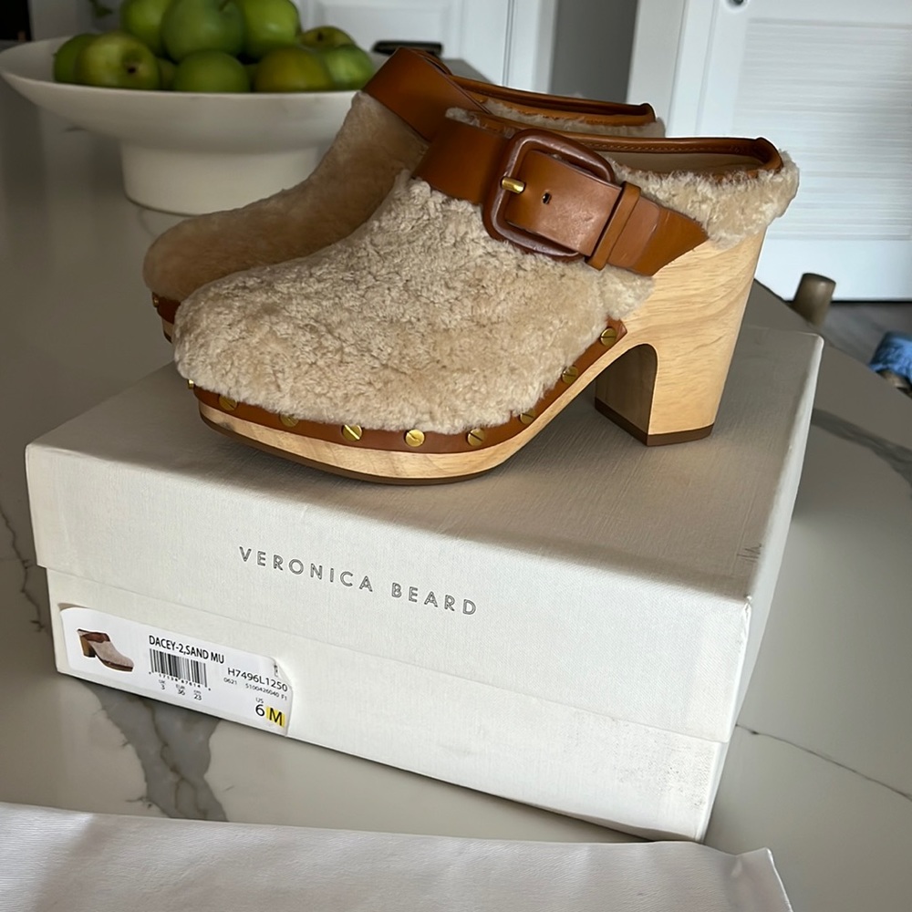 Veronica Beard Dacey Clog